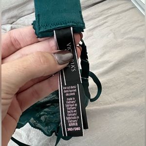 Low cut unlined logo mesh Demi bra. Size 36D